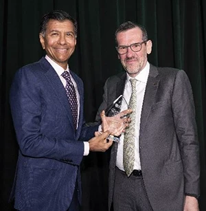 Neil Wilmshurst presents the ASME Foundation Excellence in Industry Award to Ajei Gopal, Ph.D.