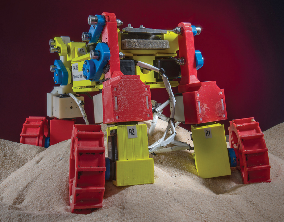 This space-rover was designed for manned missions on alien planets - Yanko Design