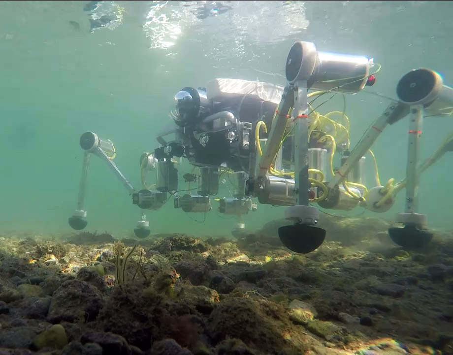 Использование подводных роботов. Подводный робот Акванавт. Роботы для исследования морского дна. Подводный робот для исследования дна. Роботы для исследования морских глубин.